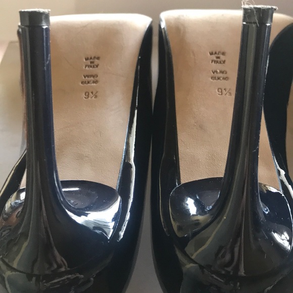 Butter Patent Navy Shoes - Picture 6 of 7